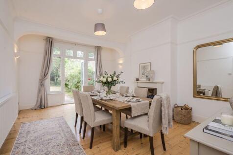Worple Road, London, SW20 8RQ