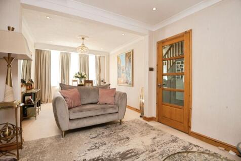 Tees Avenue, Perivale, Greenford, UB6