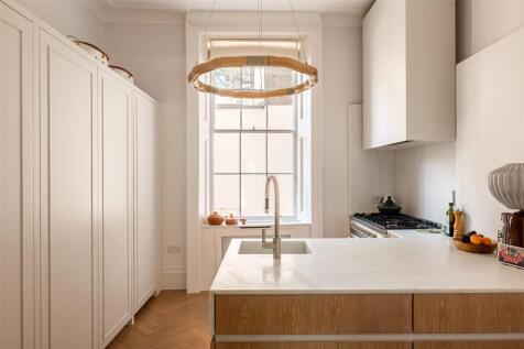 Connaught Square, Bayswater, London, W2