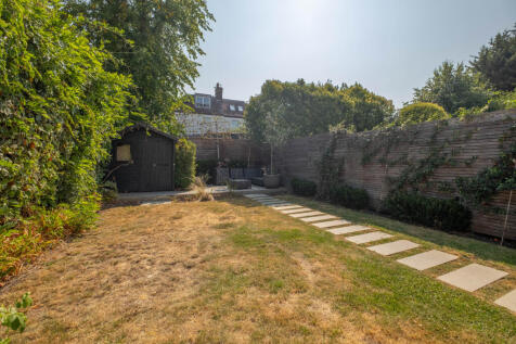 Oakwood Road, London, SW20