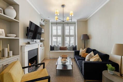 Priory Road, London, W4