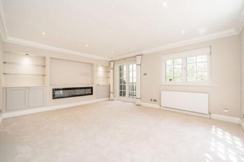 Goldcrest Mews, Ealing