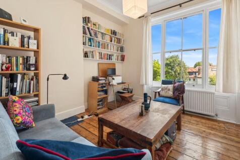 Trinity Road, London, SW17