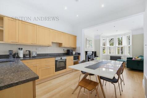 Egerton Gardens, Ealing, W13