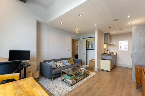 Dunstable Road, Richmond, TW9
