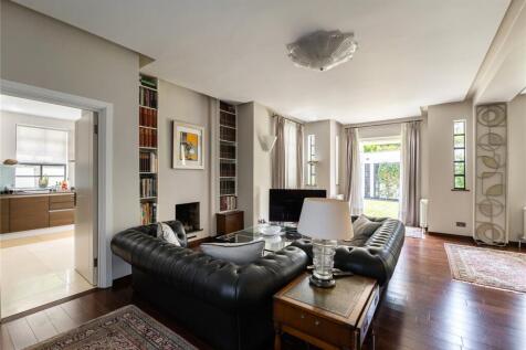 Bowling Green Close, Putney Heath, SW15