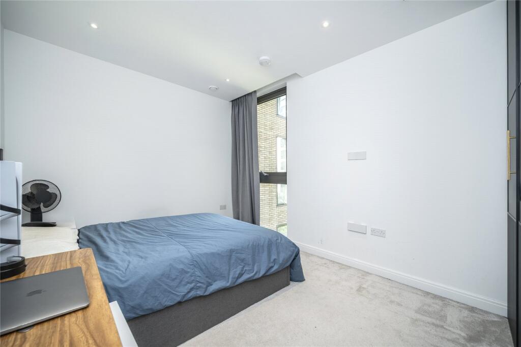 Vermont House, 250 City Road, London, EC1V