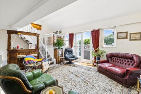 Barkston Gardens, London SW5