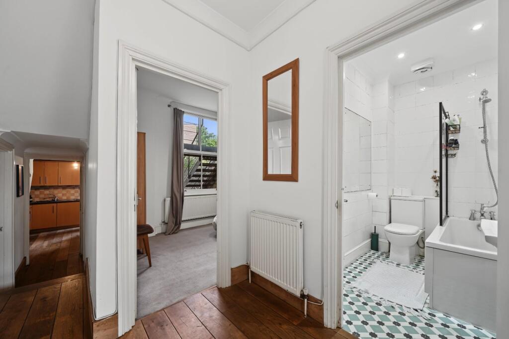 Cazenove Road, London, N16