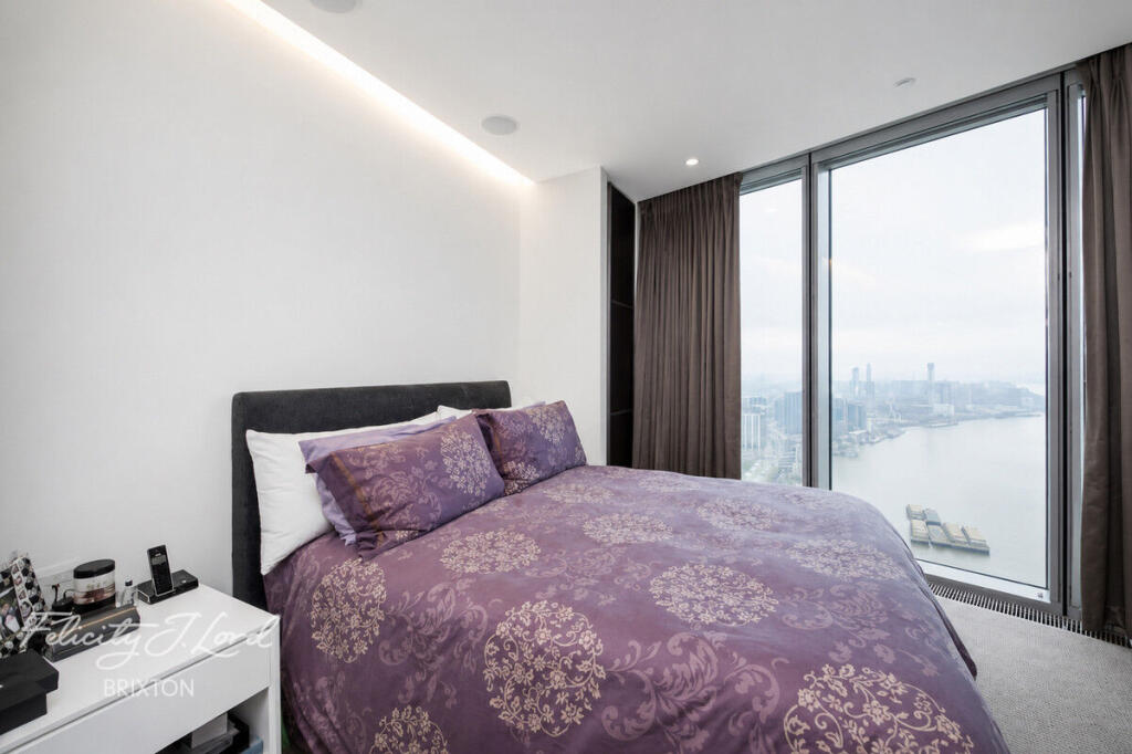 St George Wharf, London