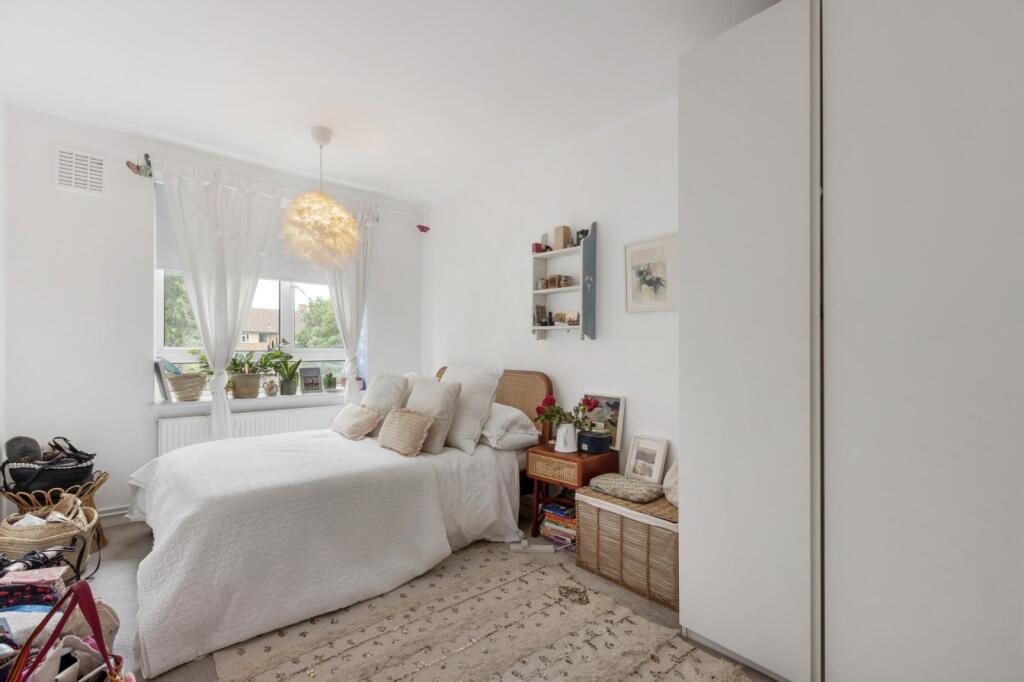Marie Lloyd Court, 
Brighton Terrace, SW9