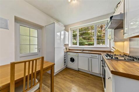 Old House Gardens, Park Road, East Twickenham, TW1