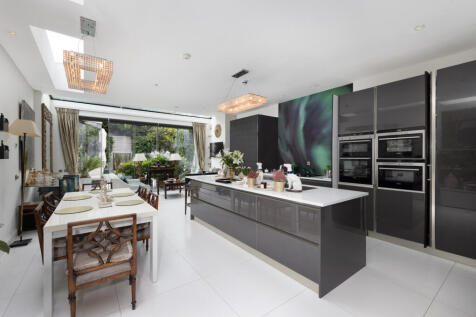 Quarrendon Street, Fulham, London, SW6