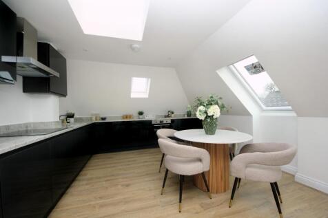 Woodfield Road, W5