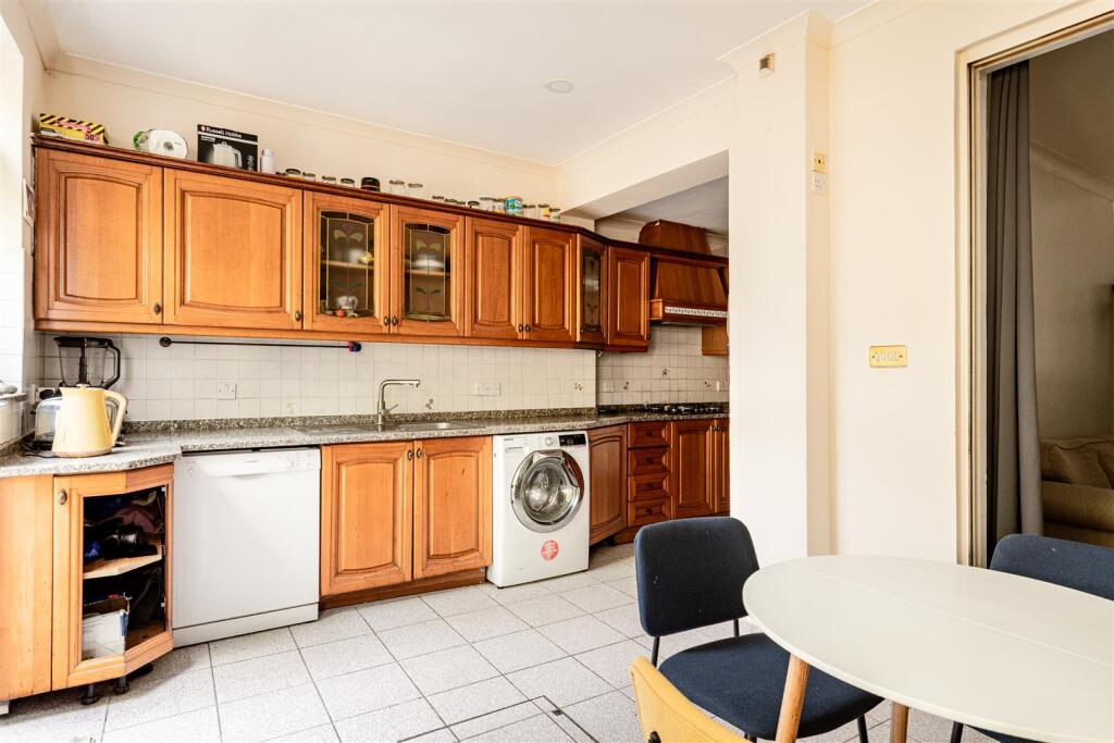 Huxley Gardens, NW10