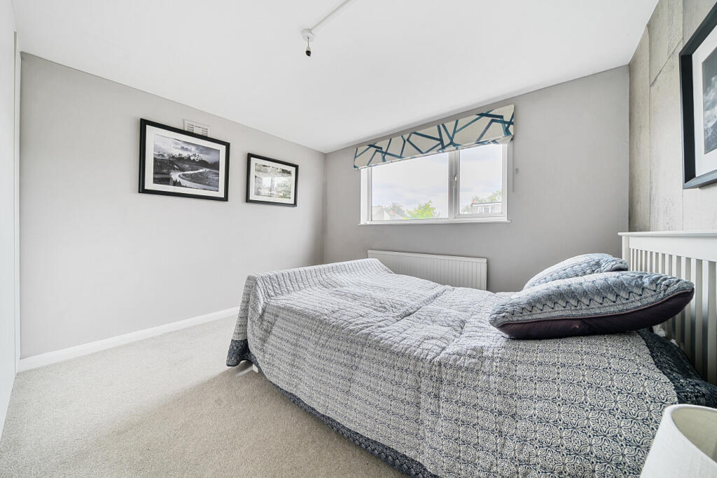 Amott Road, Peckham Rye, London, SE15