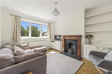 Greville Close, St Margarets