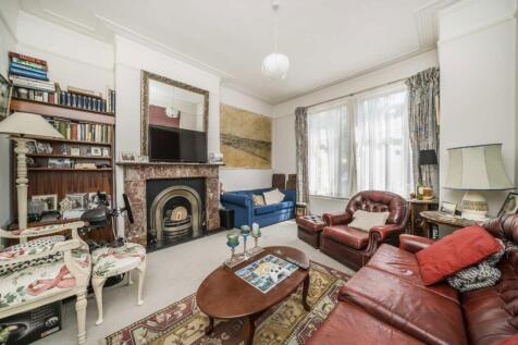 Selwyn Avenue, Richmond