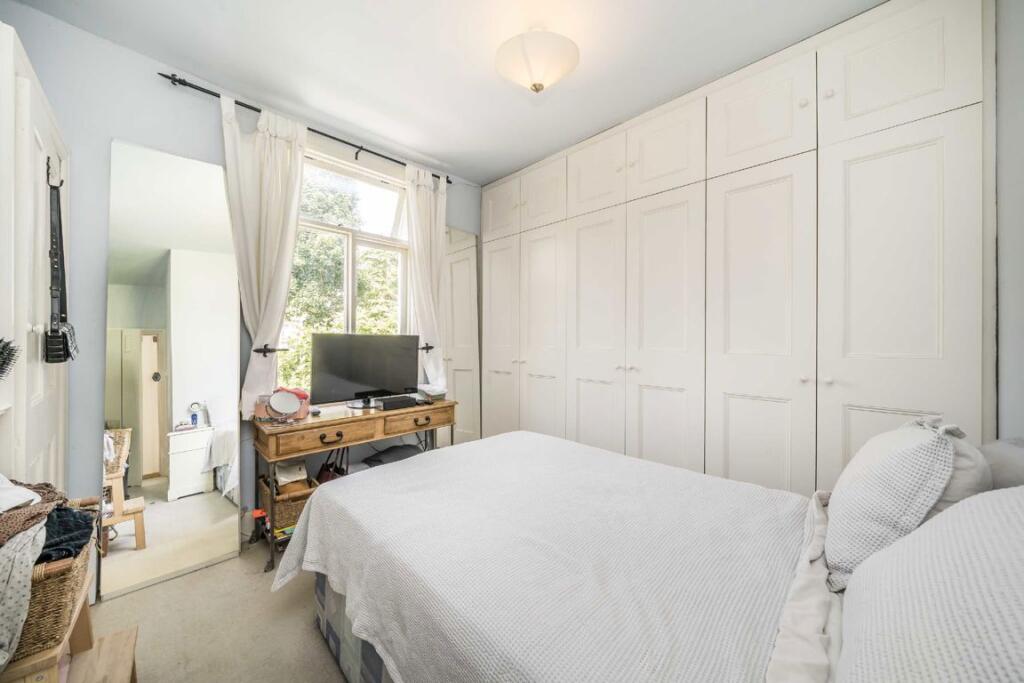 Selwyn Avenue, Richmond