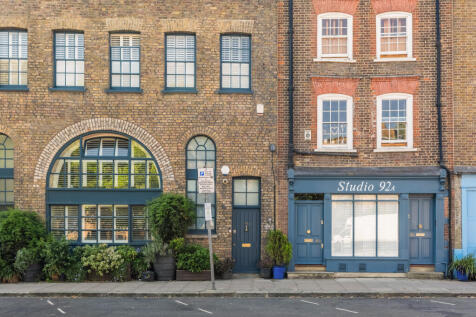 Narrow Street, London, E14