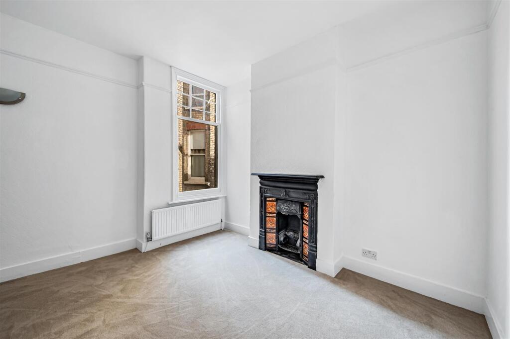 Cumberland Villas,Cumberland Road,Poets Corner, Acton