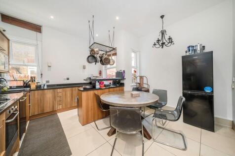 Cottenham Park Road, West Wimbledon