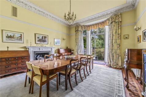 Strawberry Vale, Twickenham, TW1