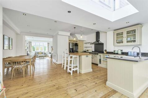Briarwood Road, Clapham