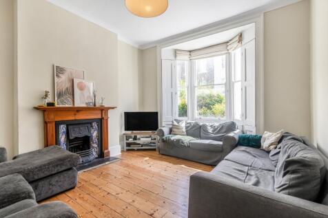 Falkland Road, London, NW5