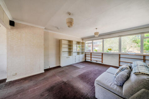 Lake Gardens, Richmond, TW10