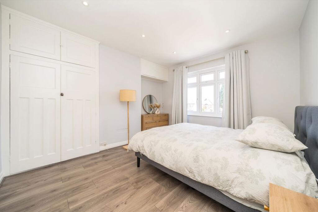 Syon Lane, Isleworth