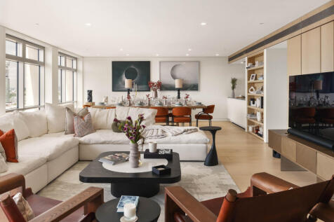 Centre Point Residences, New Oxford Street, London