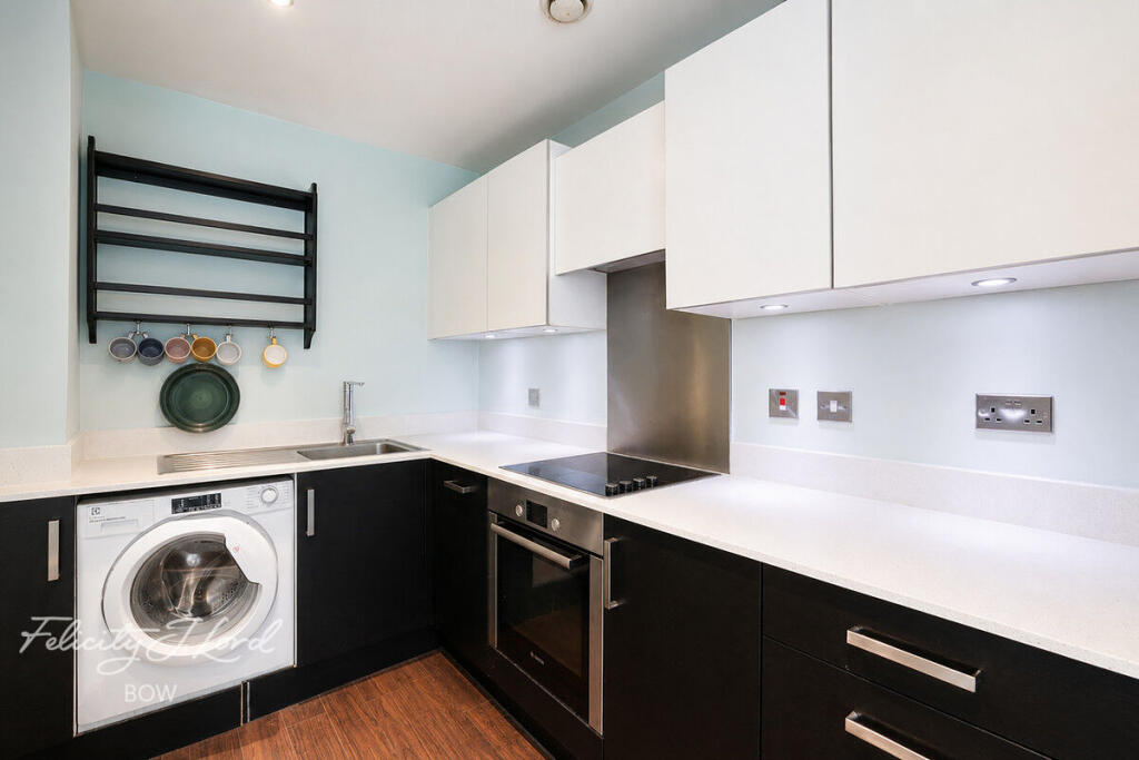 Axio Way, London