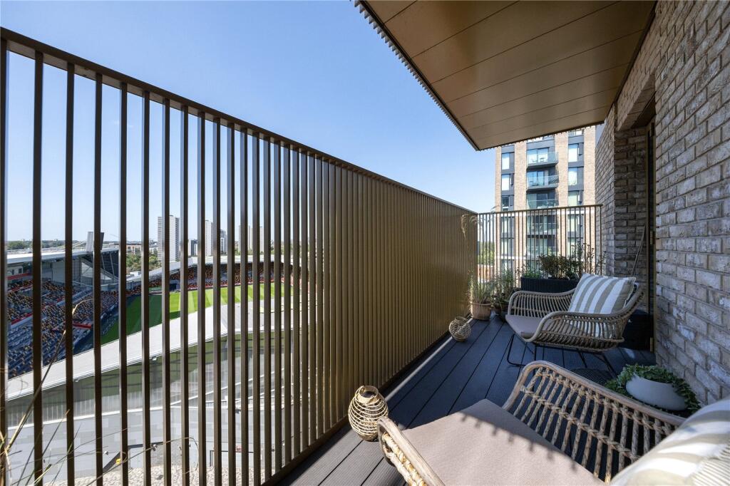 Capital Interchange Way, Brentford, TW8