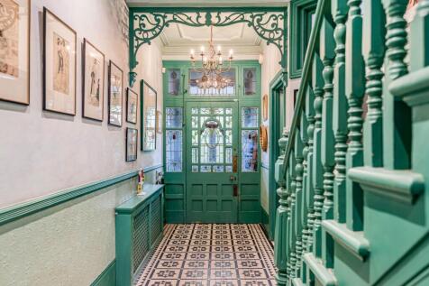 Birch Grove, London, W3