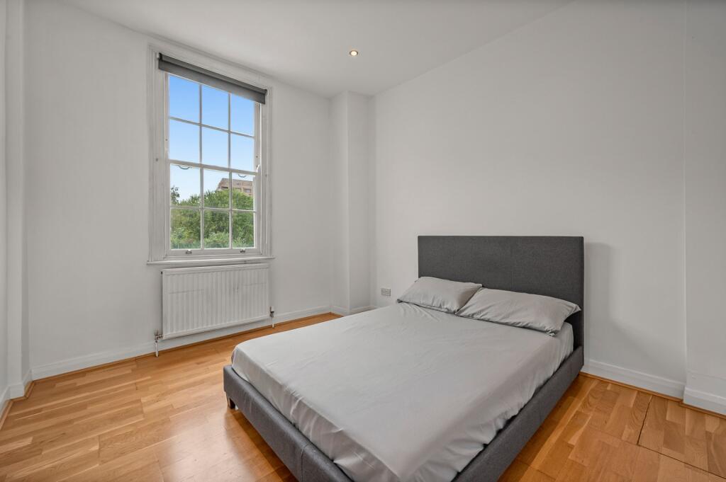 Matlock Street, 
Canary Wharf, E14