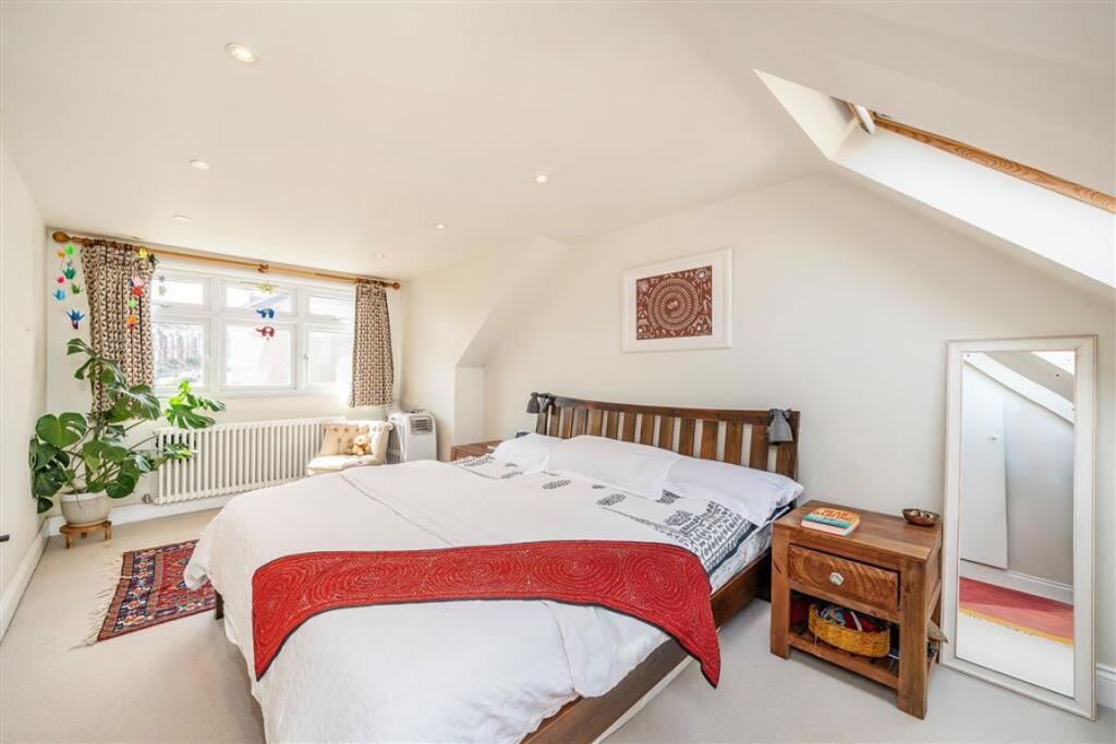 Bramshot Avenue, Charlton