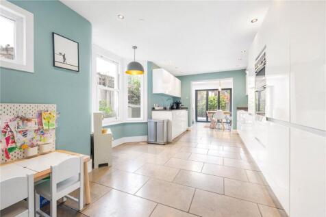 Glengarry Road, East Dulwich, London, SE22