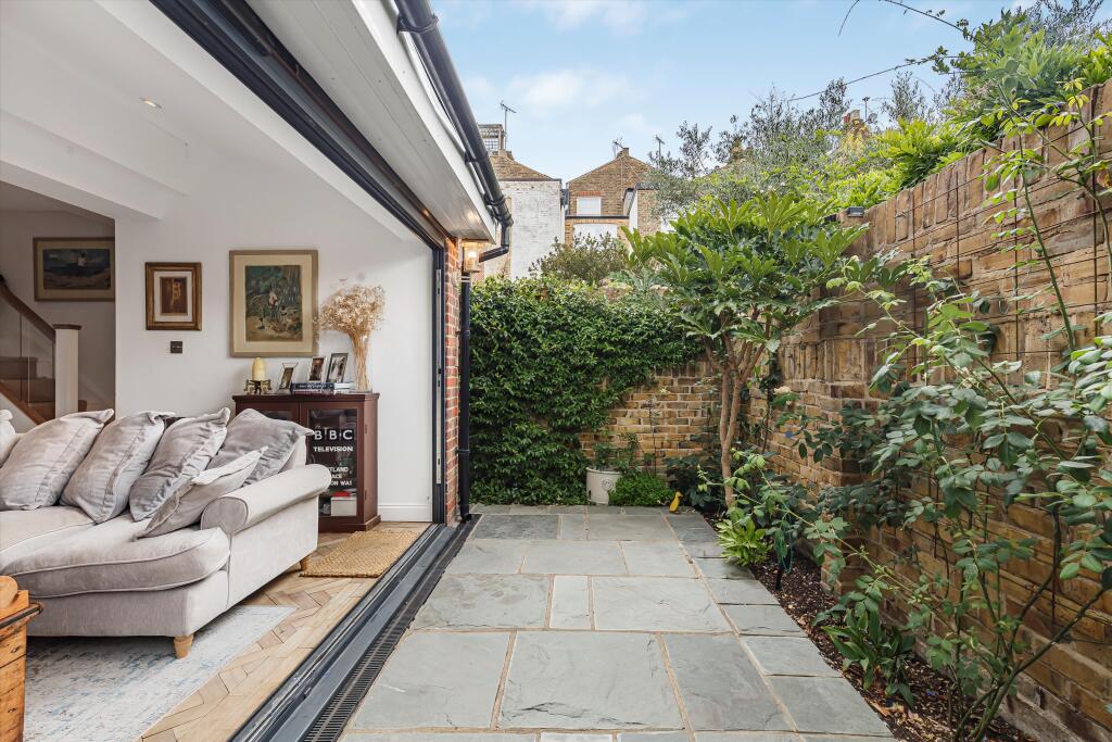 Chapel Road, Twickenham TW1