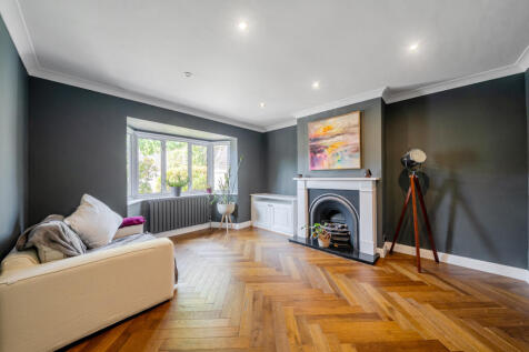 Kidbrooke Park Road, London
