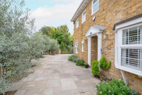 Milnthorpe Road, W4, Grove Park, London, W4