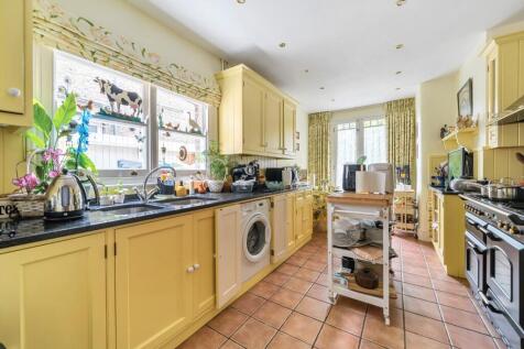 Pitcairn Road, Mitcham, Surrey, CR4