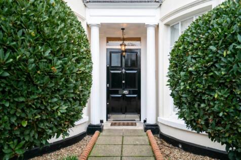 Admiralty Road, Teddington, TW11