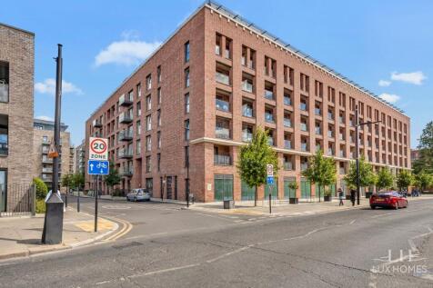 St. Pier Court,  Green Street