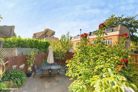 Oxford Gardens, London, W4