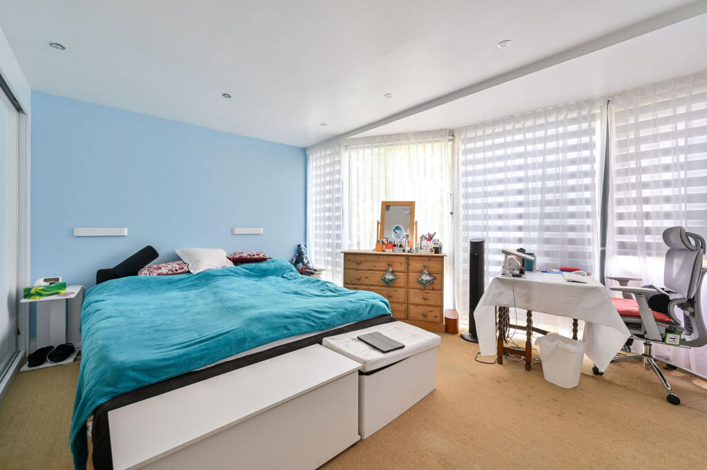Trafalgar Avenue, Peckham, London, SE15