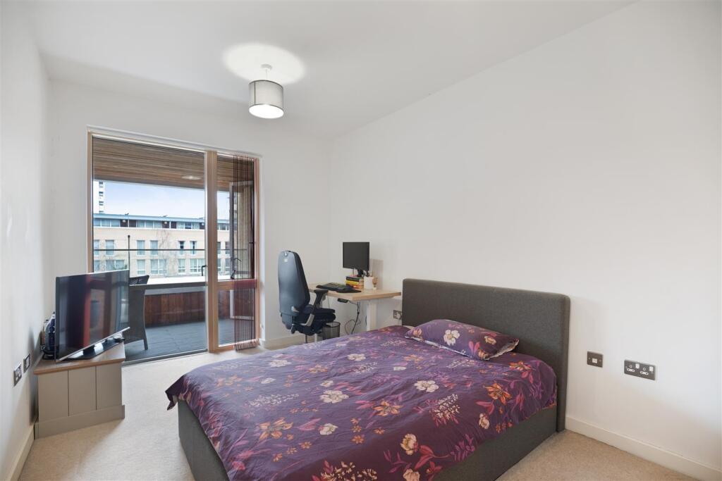 Eddington Court, Canning Town