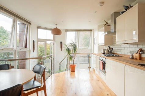 Glyn Road, London