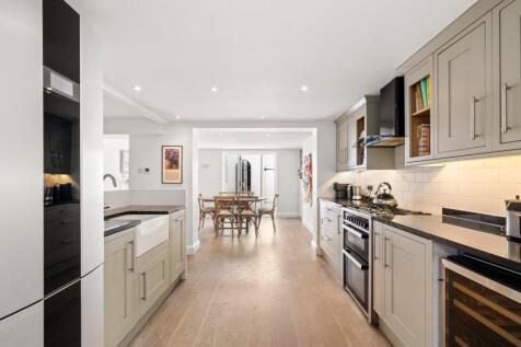 Prebend Street, 
Islington, N1