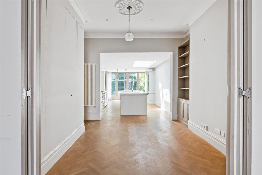 Parkwood Road, Wimbledon